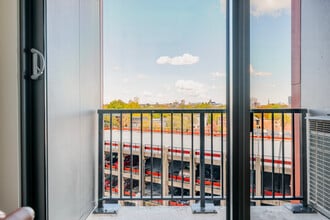 808-812-812 Memorial Dr in Cambridge, MA - Building Photo - Building Photo