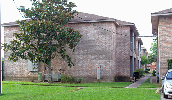 4110 Arthur Ln in Beaumont, TX - Foto de edificio - Building Photo