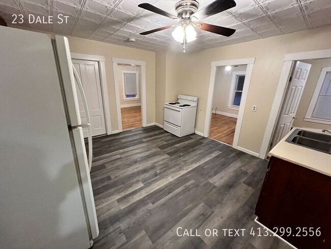 23 Dale St in Ware, MA - Building Photo - Building Photo