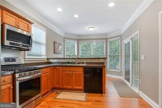 663 Windsor St SW in Atlanta, GA - Building Photo - Building Photo