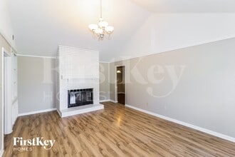 4420 W Hunters Glen St in Memphis, TN - Foto de edificio - Building Photo