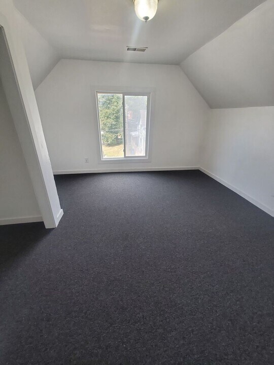 1027 Albert St in Racine, WI - Building Photo