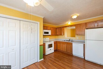 304 Chatham Square in Winchester, VA - Building Photo - Building Photo