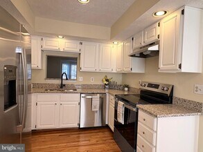 2120 Commissary Cir in Odenton, MD - Building Photo - Building Photo