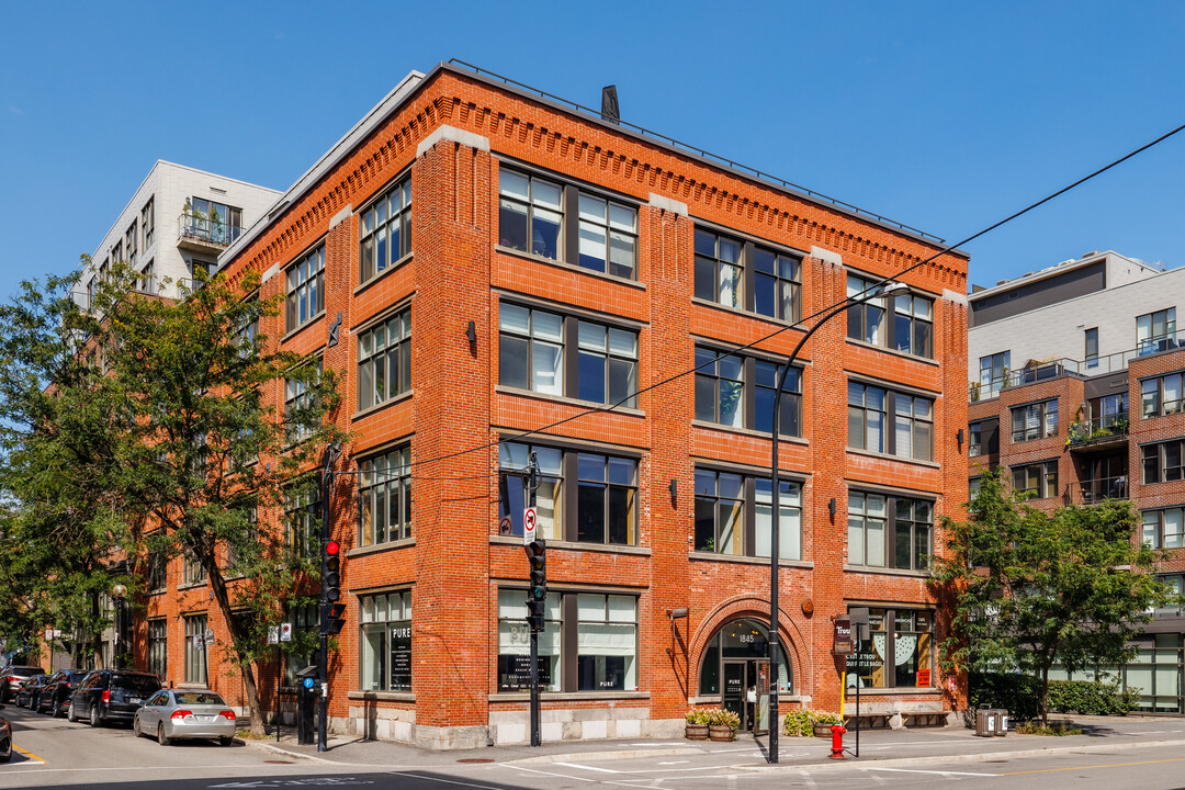 Le William in Montréal, QC - Building Photo