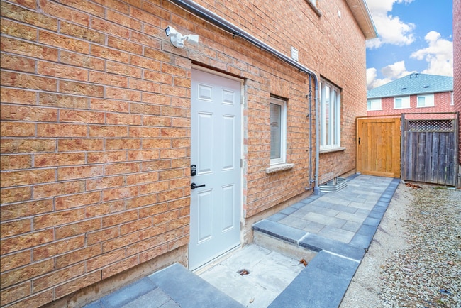 property at 3352 Bruzan Cres