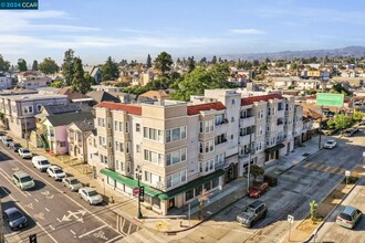 1515 14th Ave in Oakland, CA - Building Photo - Building Photo