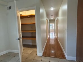 5 Brandreth St in Ossining, NY - Building Photo - Building Photo