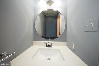 234 Lookout Pl in Wayne, PA - Building Photo - Building Photo