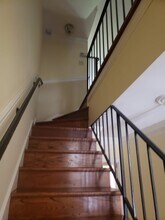 2533 Queen Annes Ln NW in Washington, DC - Foto de edificio - Building Photo