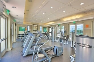 3901 Lick Mill Blvd, Unit 223 in Santa Clara, CA - Foto de edificio - Building Photo