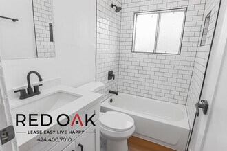 4348 Lockwood Ave, Unit 19 in Los Angeles, CA - Building Photo - Building Photo