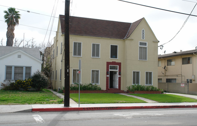 516 E Palmer Ave in Glendale, CA - Foto de edificio - Building Photo