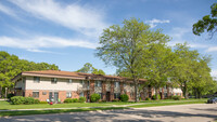 Silver Lake Apartments photo'