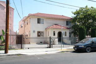 2861 San Marino St Apartamentos