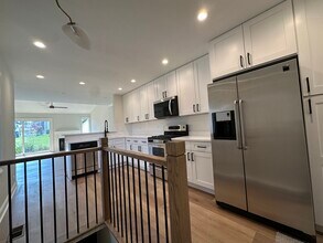 234 Cascade Dr in Indian Head Park, IL - Building Photo - Building Photo