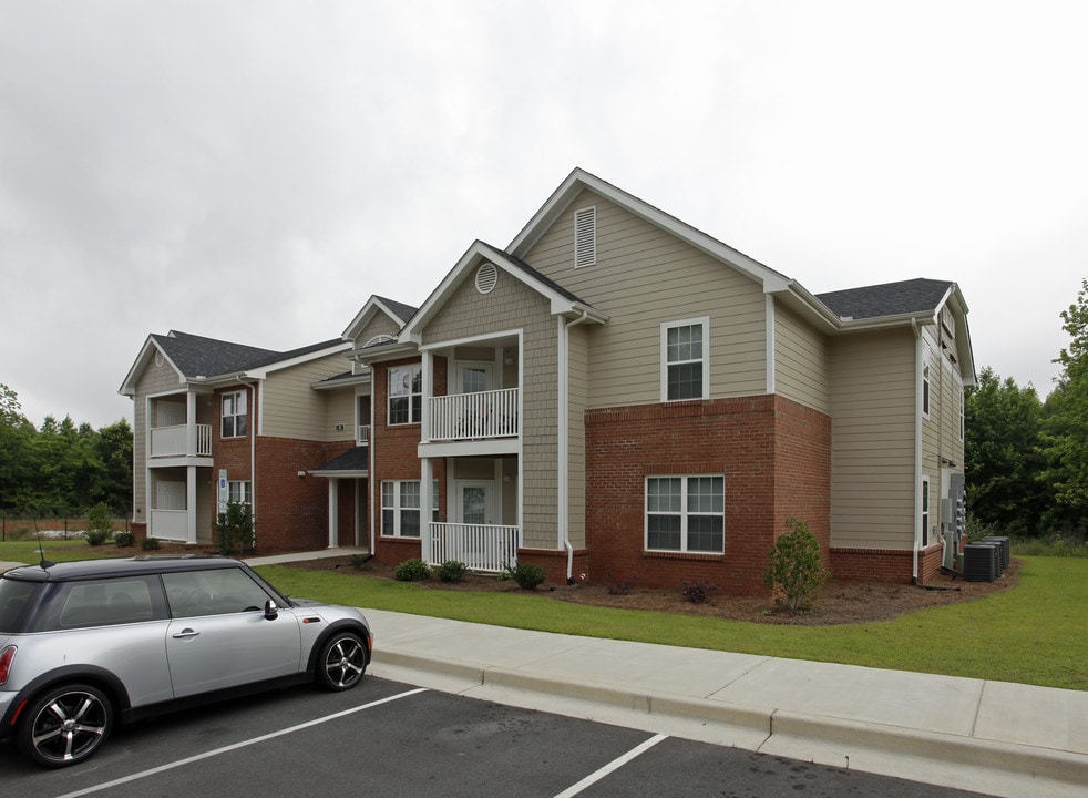 Clinton Green in Clinton, SC - Foto de edificio