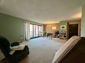 41 Marion St, Unit 8A in Brookline, MA - Building Photo