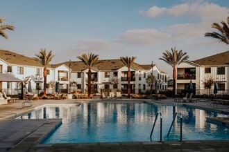 Park West at Stockdale River Ranch in Bakersfield, CA - Foto de edificio - Building Photo