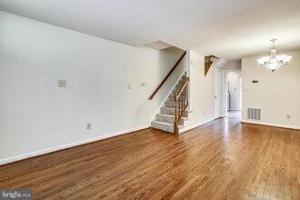 538 N West St in Alexandria, VA - Building Photo - Building Photo