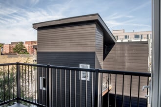 1530 Belmont Ave in Seattle, WA - Foto de edificio - Building Photo