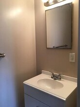 8 St Leo St in Pittsburgh, PA - Building Photo - Building Photo