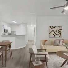 Harlan at Med Center in San Antonio, TX - Foto de edificio - Building Photo