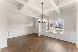 755 Lakehaven Ln in Loganville, GA - Foto de edificio - Building Photo