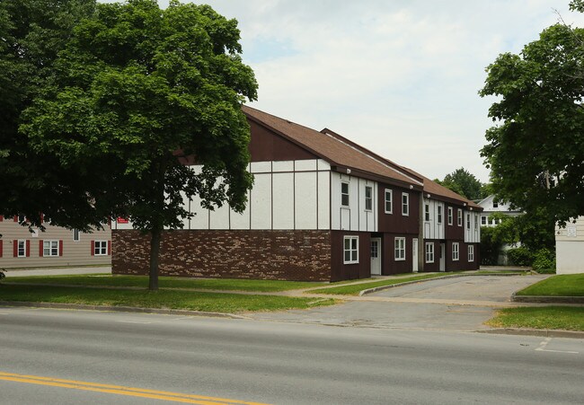 62 Broad St in Plattsburgh, NY - Building Photo - Building Photo