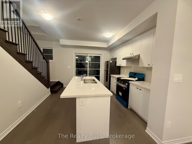 property at 5886 Saigon St