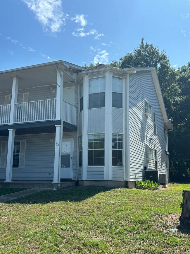 property at 1500 E Johnson Ave