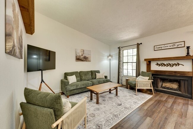 property at 395 Ozark Mountain Resort Dr