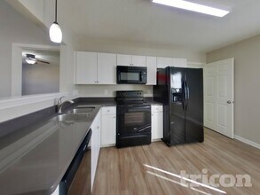 3428 Nevin Brook Rd in Charlotte, NC - Building Photo - Building Photo