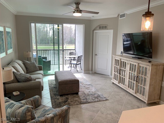6058 National Blvd in Ave Maria, FL - Foto de edificio