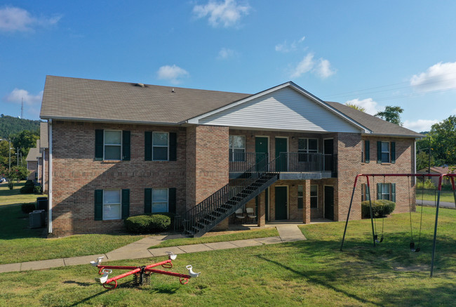 Johnson Apartments in Gadsden, AL - Foto de edificio - Building Photo