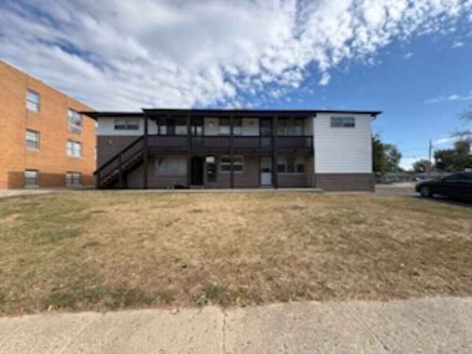 2902 N Rockwood Dr in Peoria, IL - Building Photo