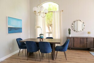 9626 E Pine Valley Rd in Scottsdale, AZ - Building Photo