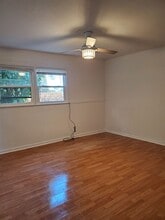 150 Joe Hale Dr in Johnson City, TN - Building Photo - Building Photo