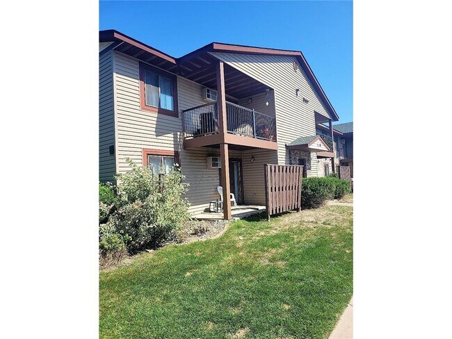 1164 Bartosh Ln in River Falls, WI - Building Photo - Building Photo