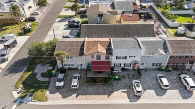 1417 4th St N in Jacksonville Beach, FL - Building Photo - Building Photo