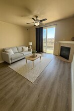 7222 S Blackhawk St in Englewood, CO - Foto de edificio - Building Photo