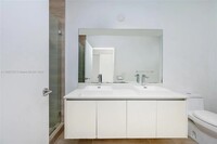 1600 SW 1st Ave, Unit 803 in Miami, FL - Building Photo - Building Photo