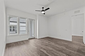 1664 Hillside Terrace in Buda, TX - Building Photo - Building Photo