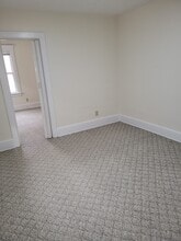 533 4th St, Unit Upper in Marietta, OH - Building Photo - Building Photo