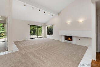 5958 Caminito Cardelina in San Diego, CA - Building Photo - Building Photo