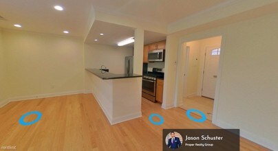 104 Independence Dr in Brookline, MA - Building Photo - Building Photo
