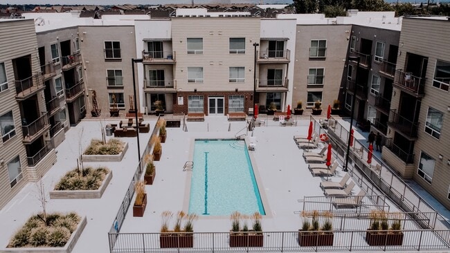Kimpton Square Senior Apartments in Midvale, UT - Building Photo - Building Photo