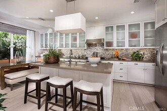 102 Working Ranch in Irvine, CA - Building Photo - Building Photo