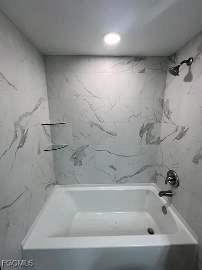 property at 639 SE 13th Ave