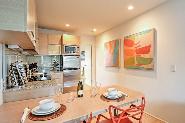 The Regency Apartment Homes in Tempe, AZ - Building Photo - Building Photo